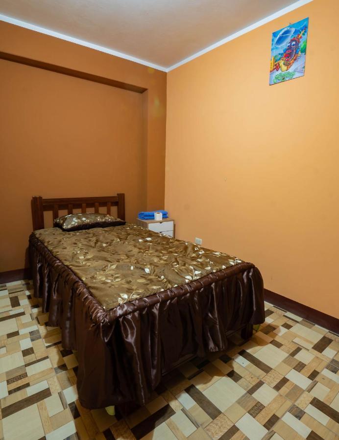Hostal Tarapaca Hotell Huánuco Eksteriør bilde